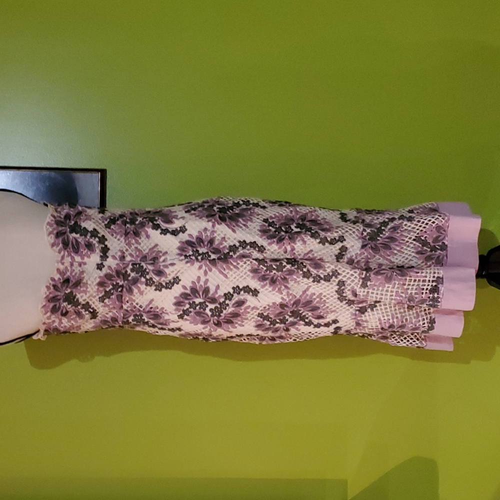 Dress - Picture 3 of 11